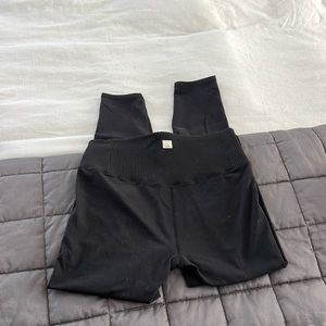 Vuori ribbed waist leggings